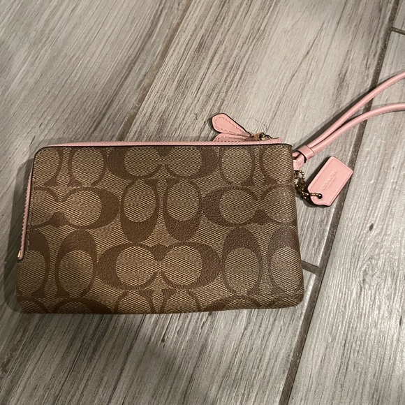 Coach Wallet Wristlet - Picture 2 of 4